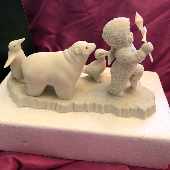 Snowbabies Figurine - Picture 3 of 5